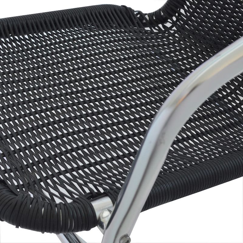 Silla-en-aluminio-y-rattan-3