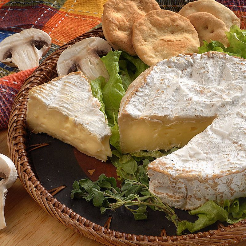 Queso-camembert-granja-NARBONA-200-g-0