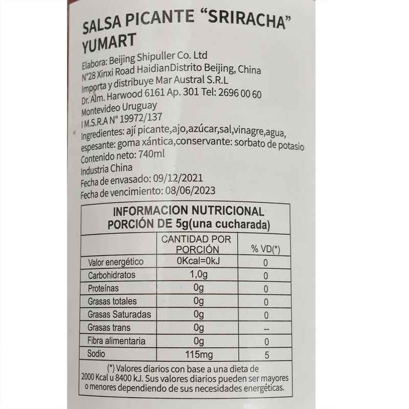 Salsa-picante-sriracha-YUMART-740-cc-1
