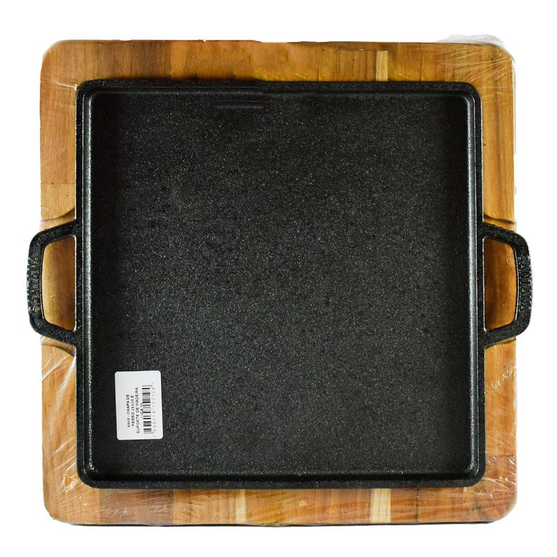 Plancha-recta-con-asa-hierro-base-madera-24x24-cm-0