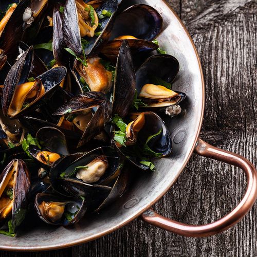 Mejillón ½ Cascara en bandeja x 300 g