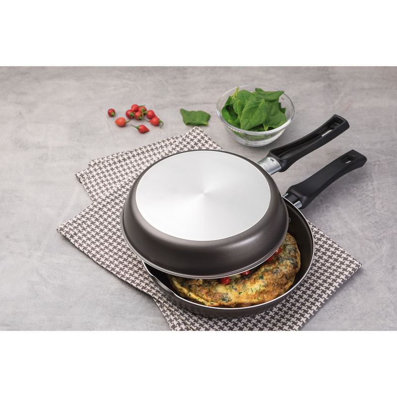 Sarten-para-omelette-20-cm-TRAMONTINA-5