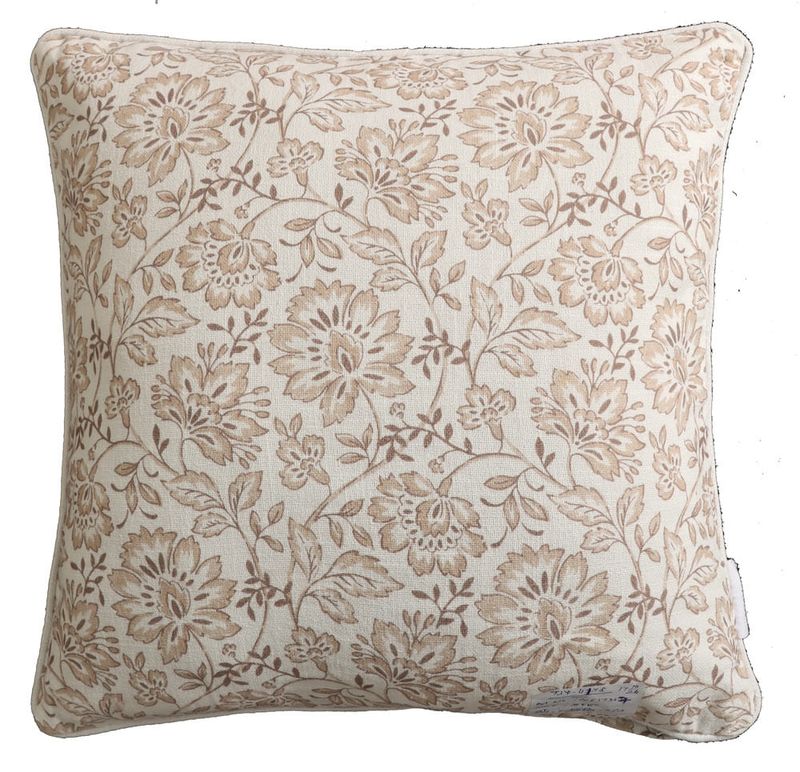 Almohadon-decoracion-45-x-45-cm-taupe-0