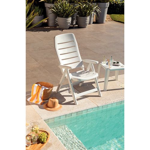 Sillón Iracema alto 111x109,5x61 cm