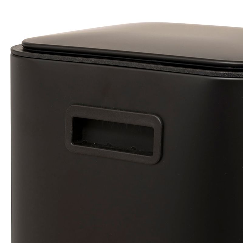 Papelera-30-L-Delta-Color-Negra-4