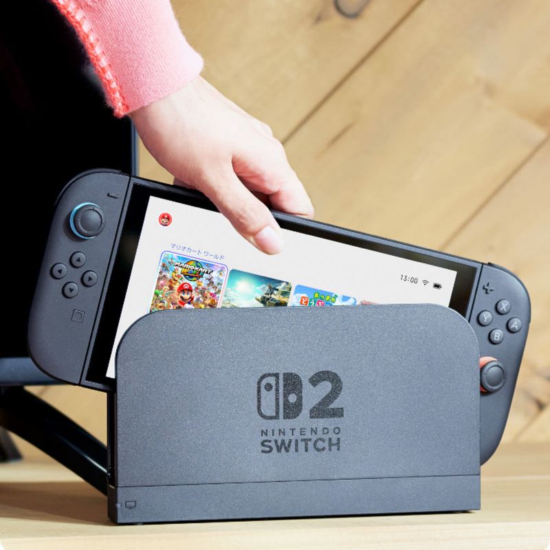 Consola-NINTENDO-Switch-2-con-Mario-kart-World-3