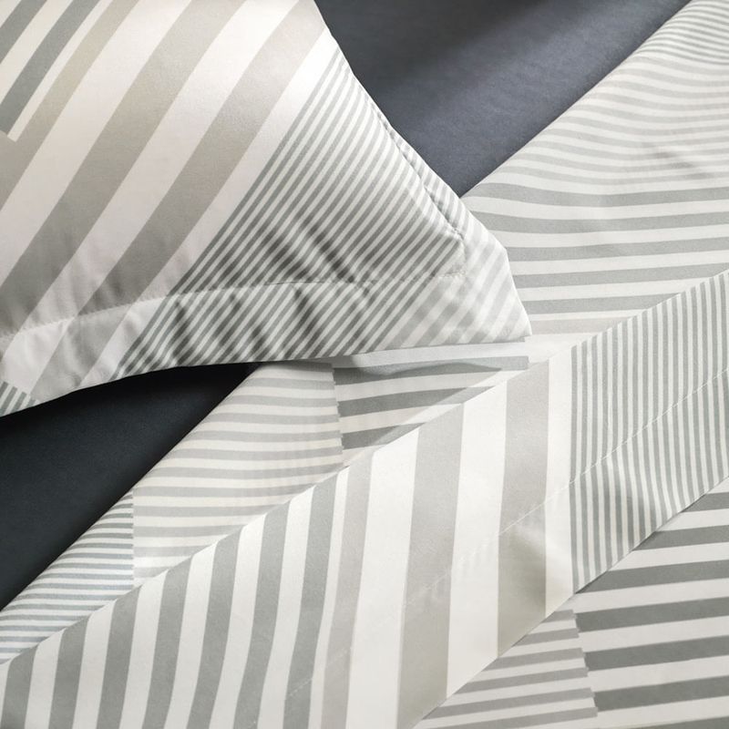 Juego-de-Sabanas-Queen-Toque-de-Seda-Moment-1